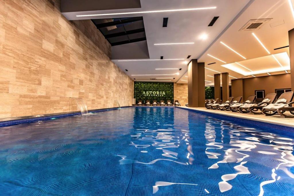Astoria Luxury & Spa Gjilan Buitenkant foto