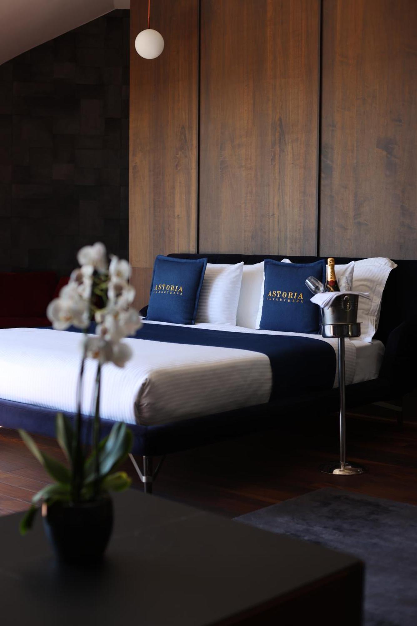 Astoria Luxury & Spa Gjilan Buitenkant foto