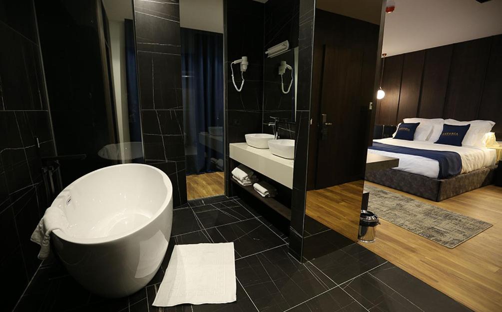 Astoria Luxury & Spa Gjilan Buitenkant foto